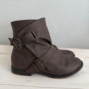 BLOWFISH MALIBU Chocolate Brown Women’s Ankle Boots Size 8